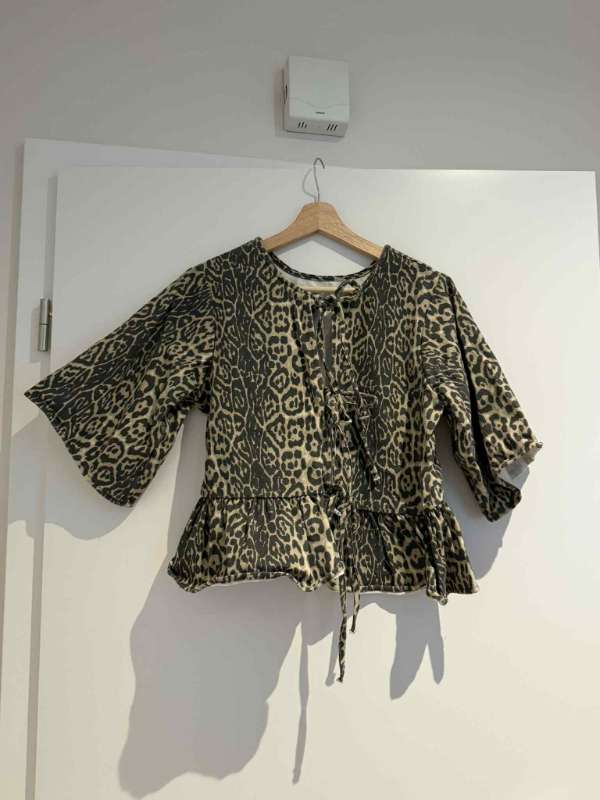 hlébarðastuttermaskyrta - AMG