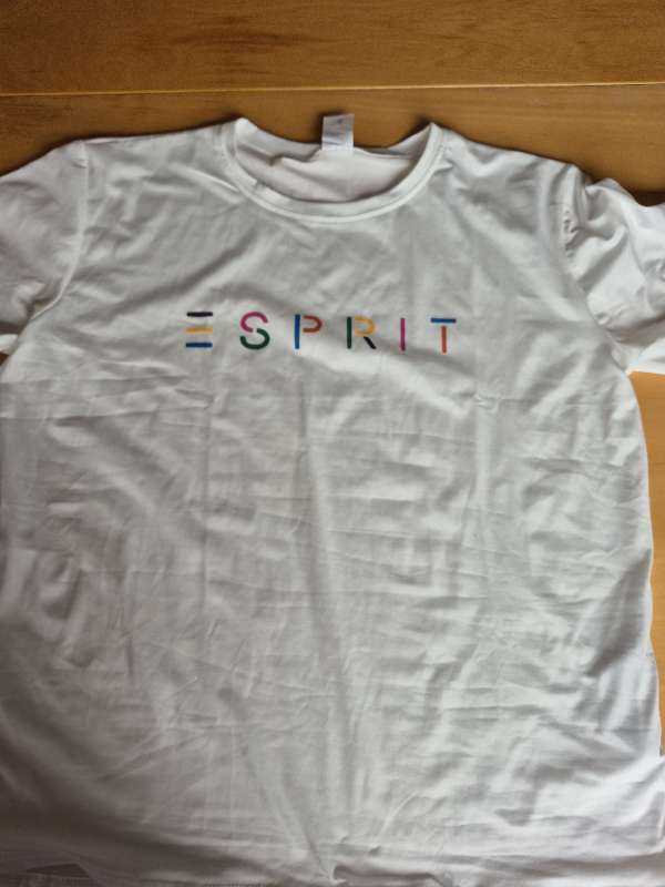Espritt hvítur bolur