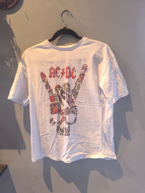 AC/DC bolur St S