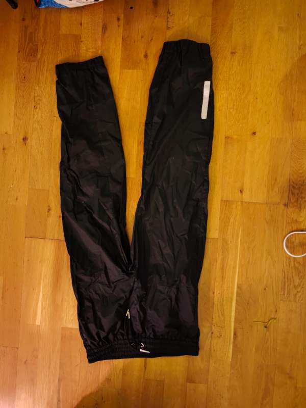 Lindex vindbuxur