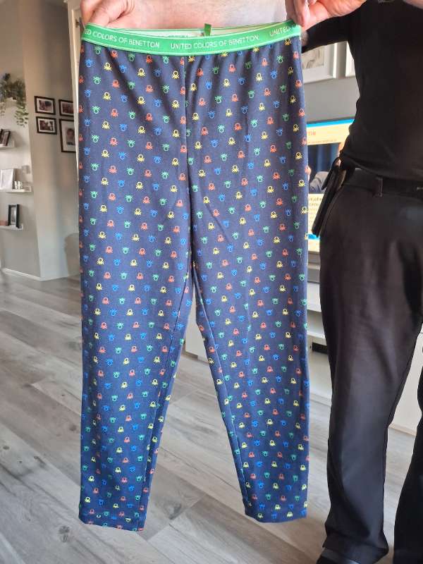 Náttb. UC o Beneton bláar