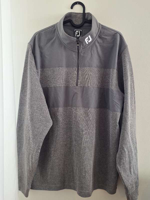 FL Grá peysa (Golf)