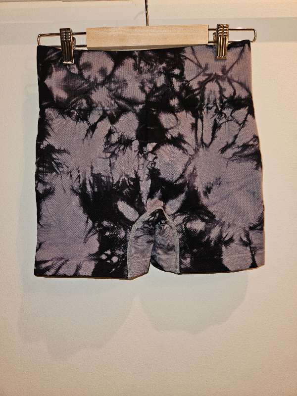 tie dye ræktar stuttbuxur