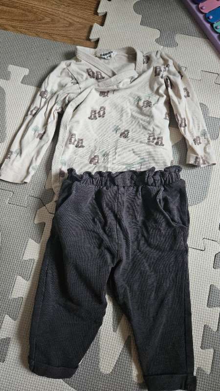 2 pieces Kappahl set