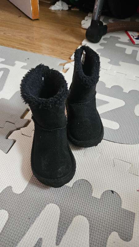 Black shoes