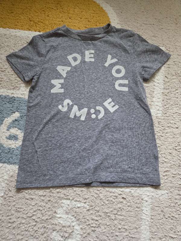 Tshirt gray smile
