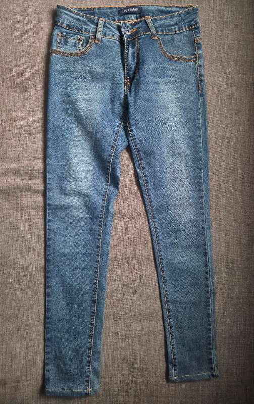 Skinny stretchy jeans