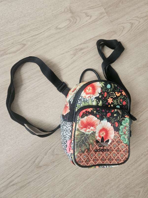 ADIDAS small flower backpack