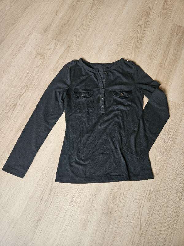 Black longsleeve S