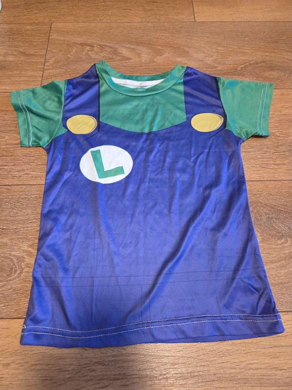 Luigi bolur supermario bros