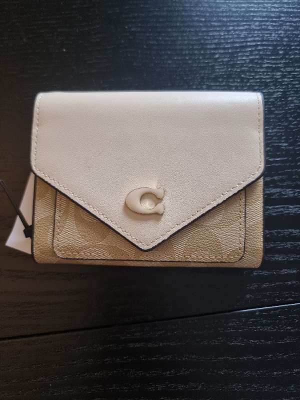 COACH BE wallet