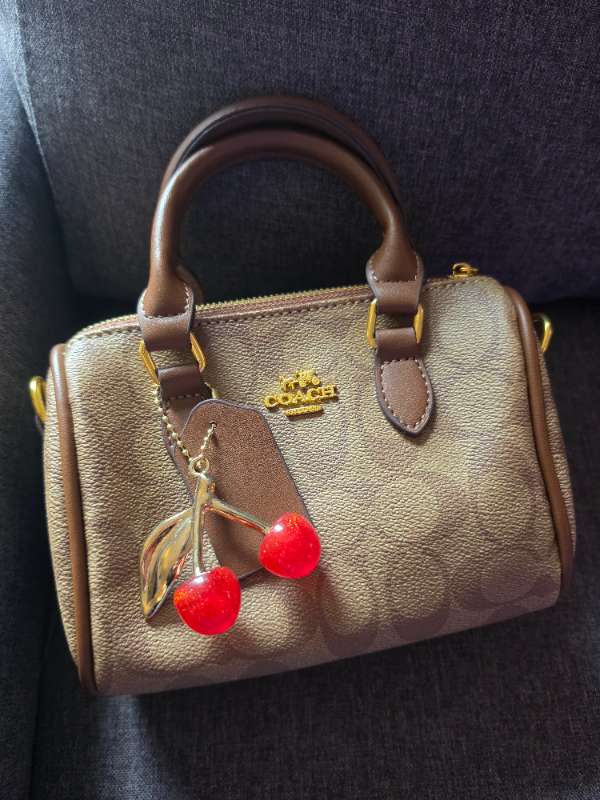 Coach taska með cherry chain