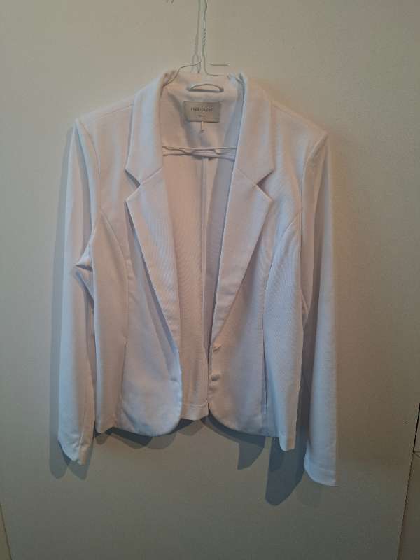 Hvítur blazer