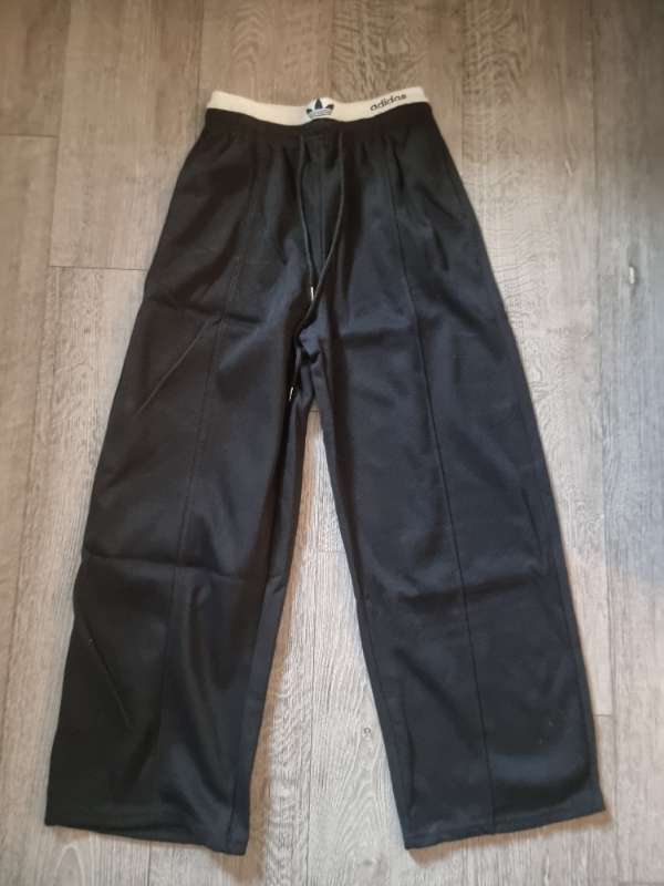 Adidas kósý buxur