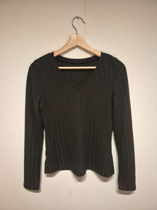 Síðermabolur svartur - E