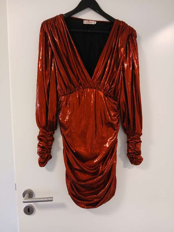 My queen kjóll rauður