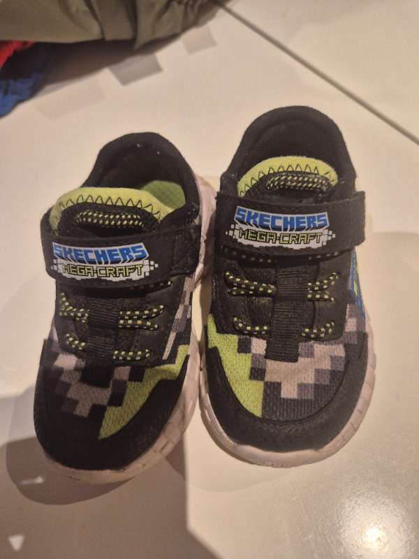 Skechers skór
