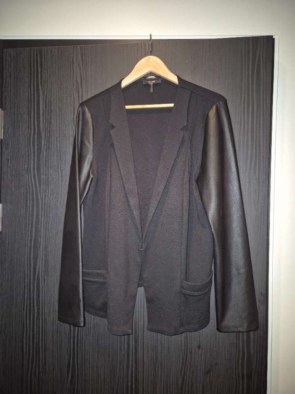 Pleður/ jogging jakki