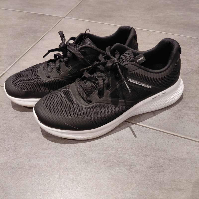 Sketchers strigaskór