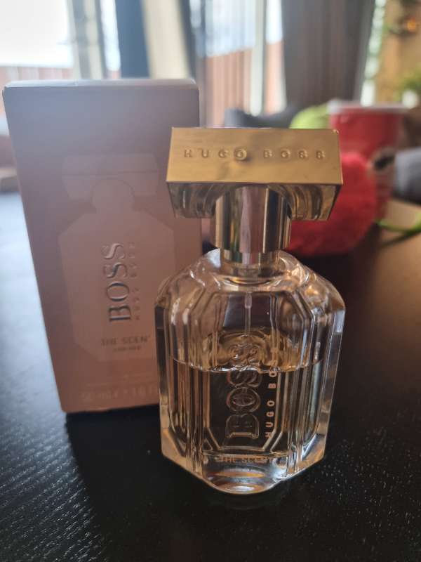 EKTA BOSS PERFUME