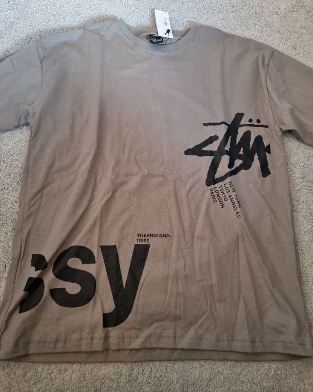 Brúna stussy bolur