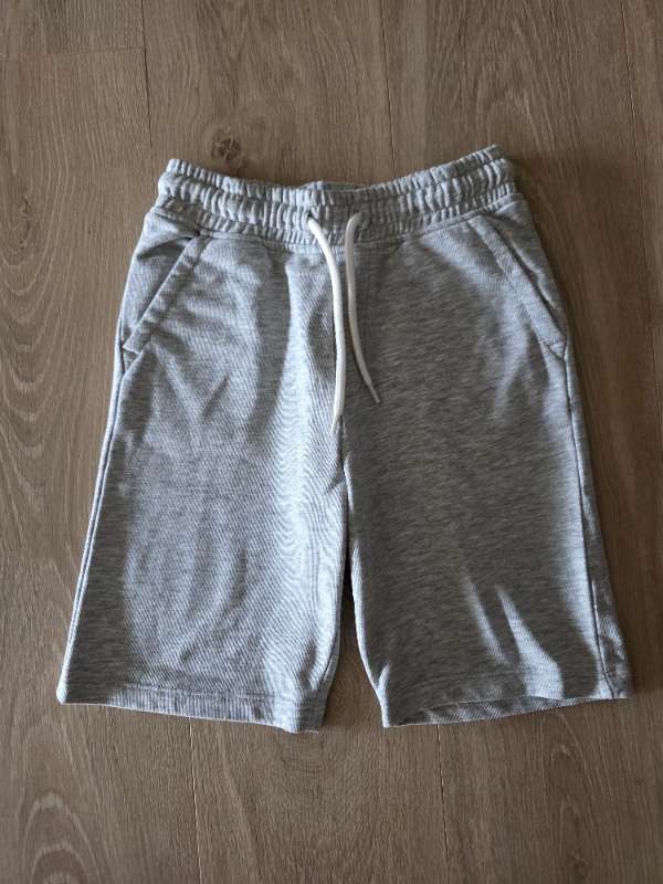 Stuttbuxur Next gráar