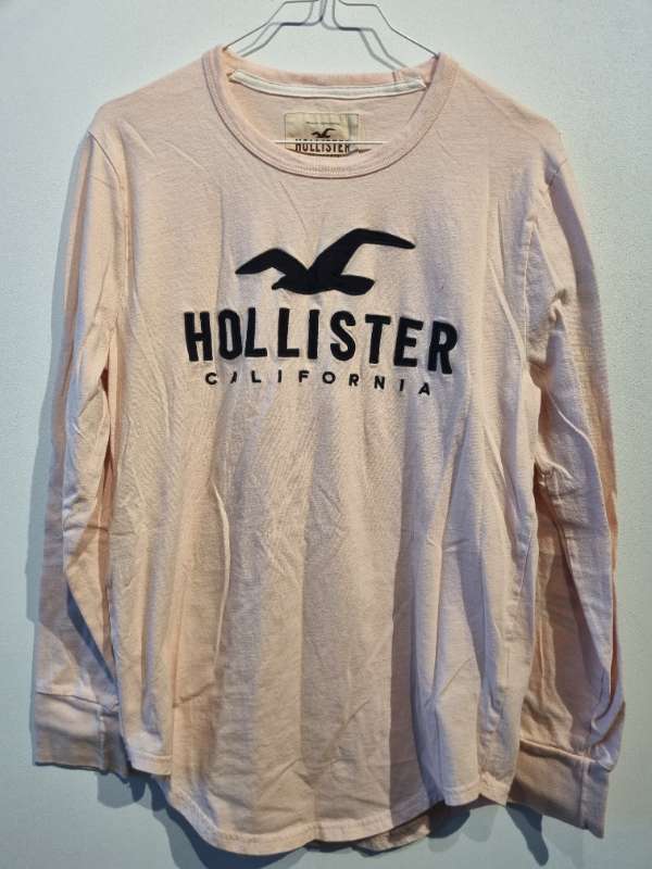 Hollister bolur