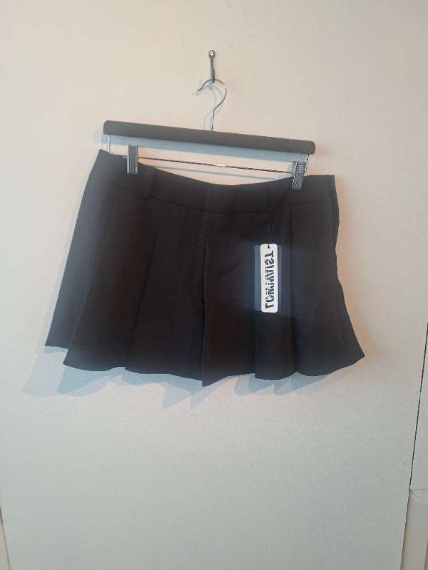 Svart skort