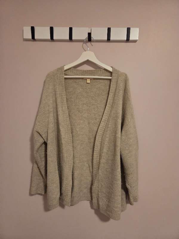 H&M golla beige