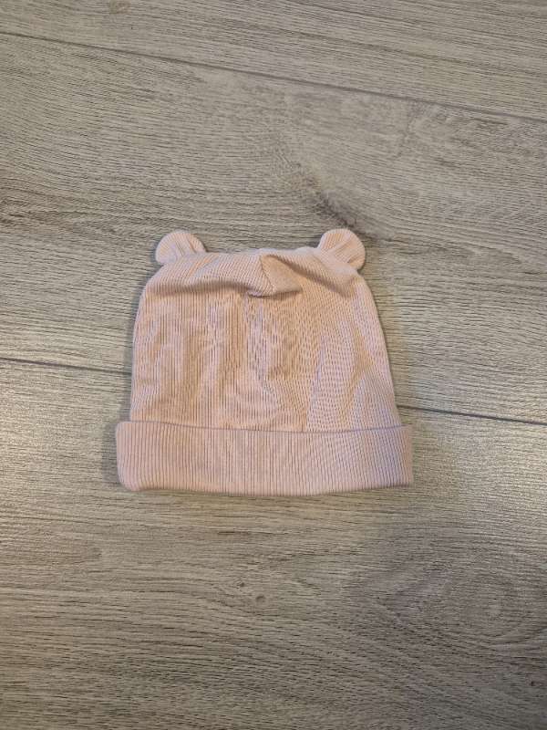 Húfa með bangsaeyrum Lindex