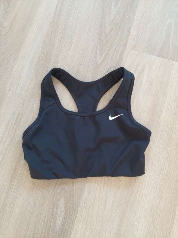 Svartur Nike toppur