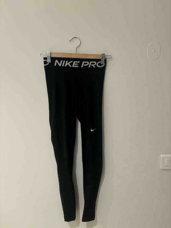 Nike Pro