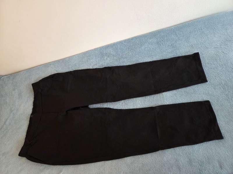 Women’s Black Slim-Fit Trousers with elastic
