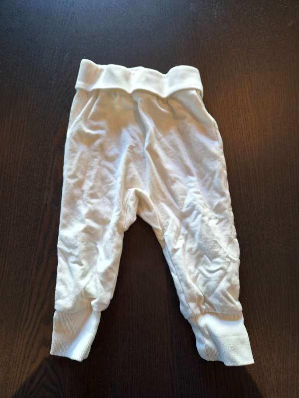 Lindex buxur hvítar léttfóðraðar