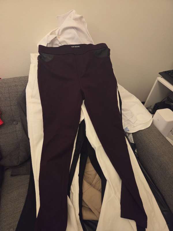 DKNY M purple