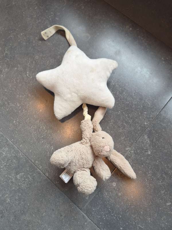 Jellycat spiladós