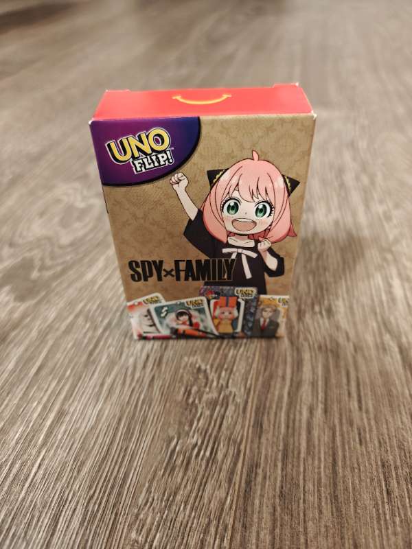 Uno flip SPYxFAMILY