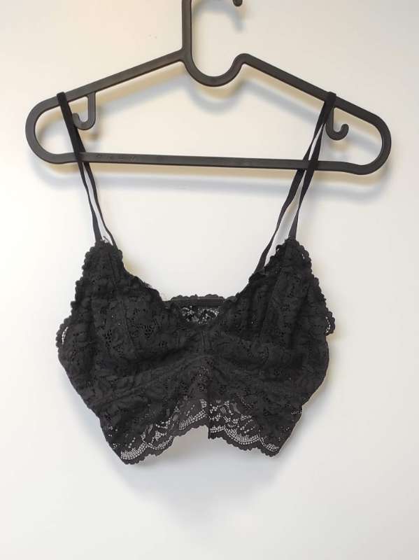 black bra bralet