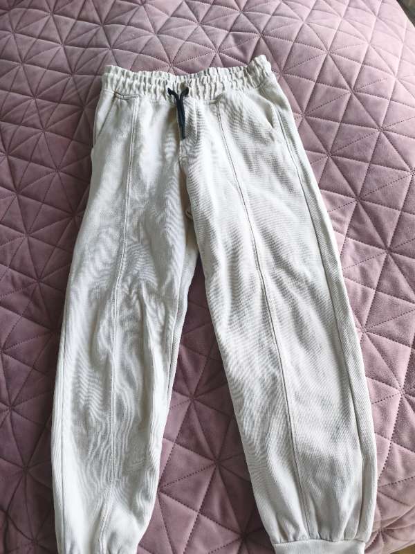Buxur beige zara