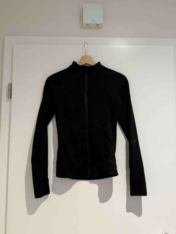 svört ræktarpeysa - AMG