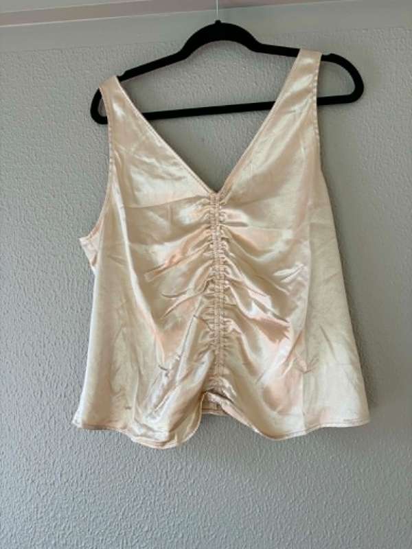 H&M toppur beige