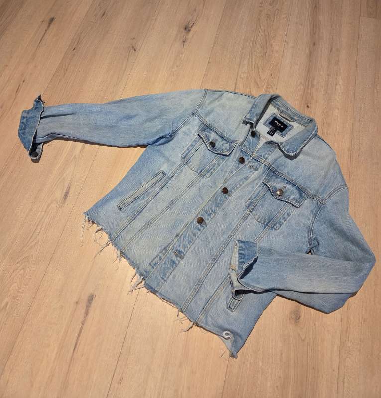Forever 21 Gallajakki