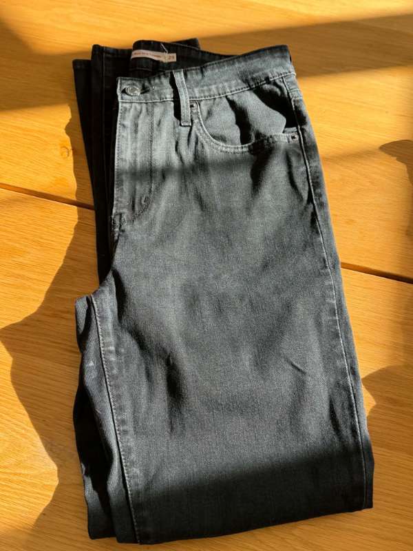 HF Levis gráar 28/30