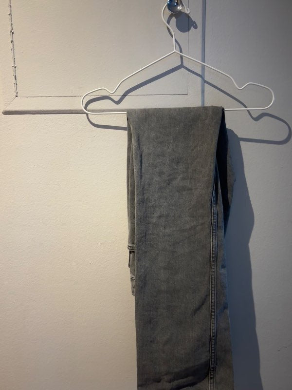 Gina Tricot gallabuxur