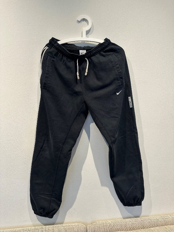Nike joggingbuxur