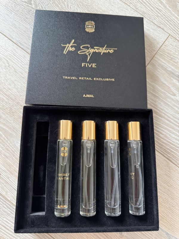 Perfumes new 4pcs