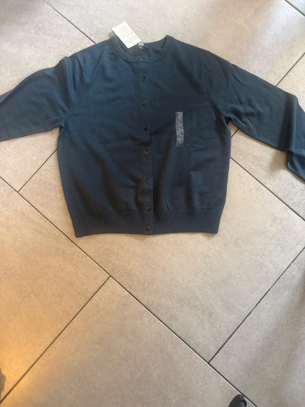 uniqlo peysa