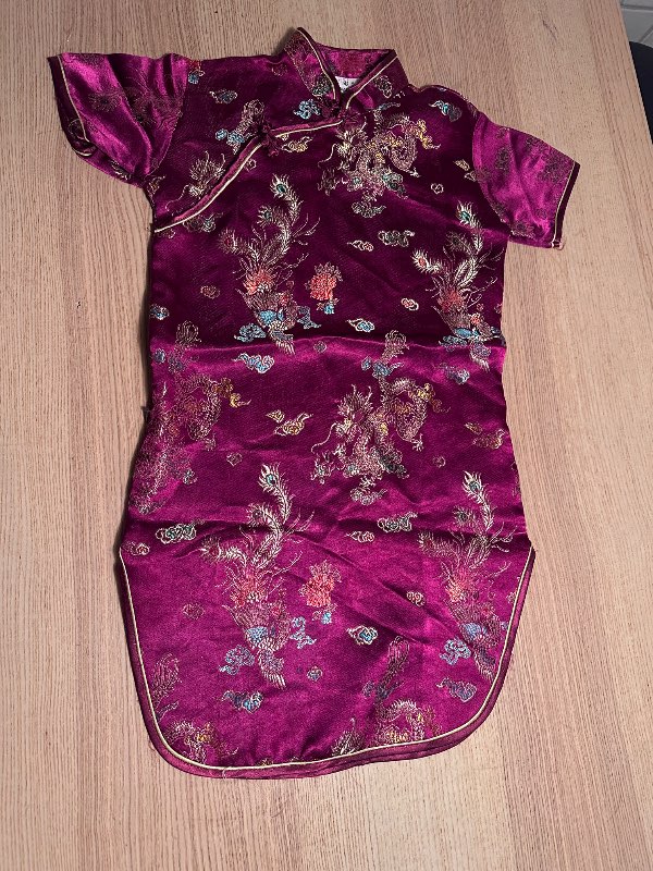 Chinese traditional dress
