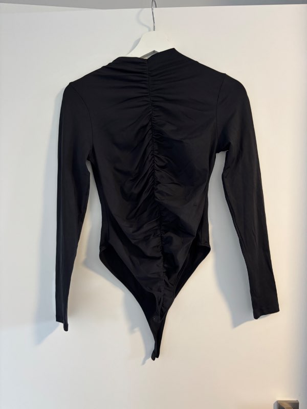 zara langerma svört samfella