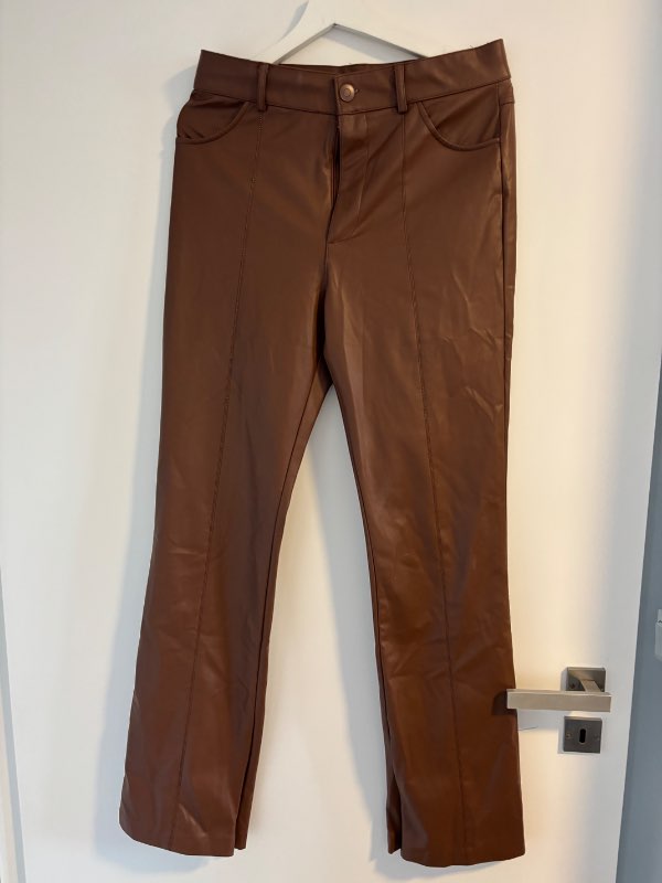 zara brúnar leður buxur